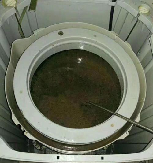 洗衣机滚筒拆卸指南（轻松拆卸洗衣机滚筒）