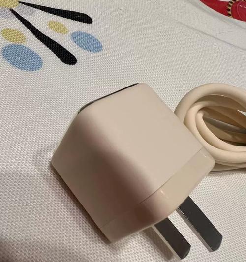 双联手机充电器是什么？它有哪些优势？