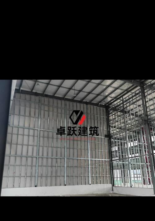 建筑防火墙通常安装在什么位置？