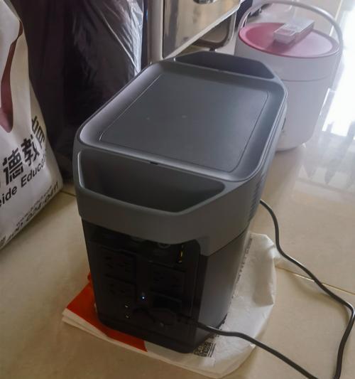 正浩移动电源0.7度的性能如何？使用体验有哪些特点？