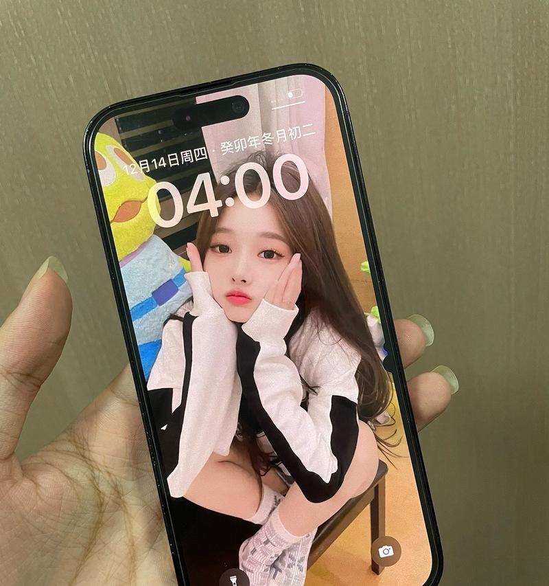 苹果手机后背出现黑点是怎么回事？