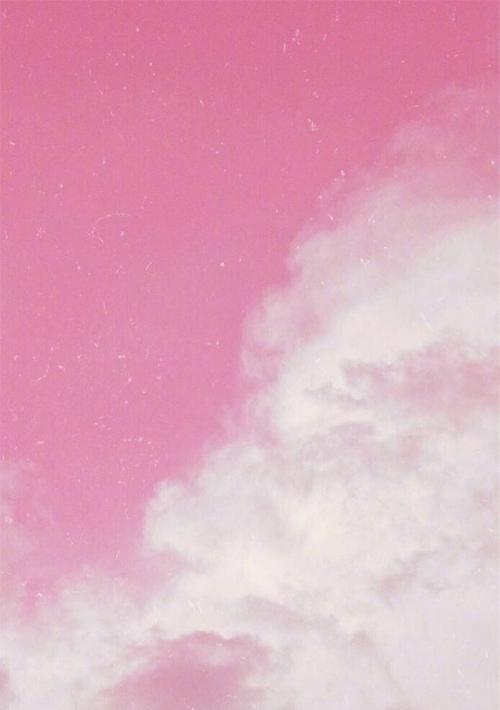 苹果手机软件变粉色的原因是什么？